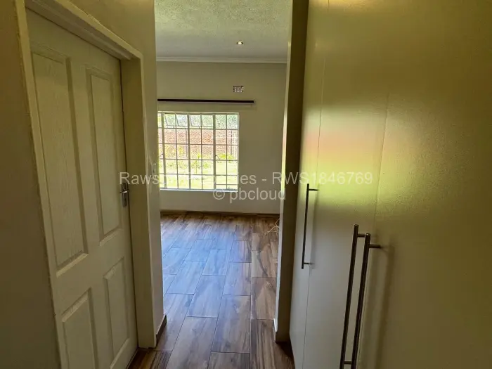 3 Bedroom Cottage/Garden Flat for Sale in Avondale West, Harare