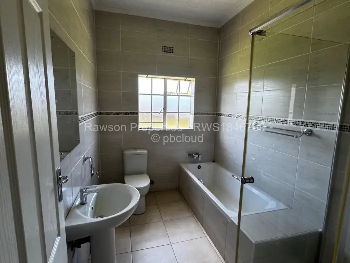 3 Bedroom Cottage/Garden Flat for Sale in Avondale West, Harare