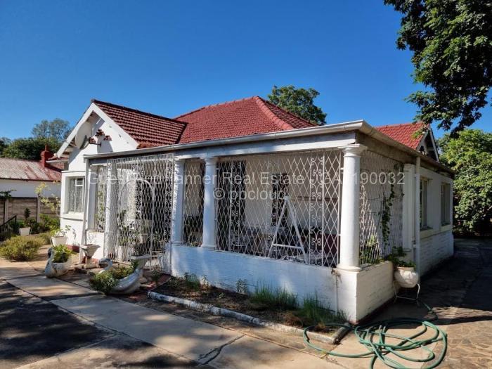 Townhouse/Cluster for Sale in Bulawayo City Centre, Bulawayo