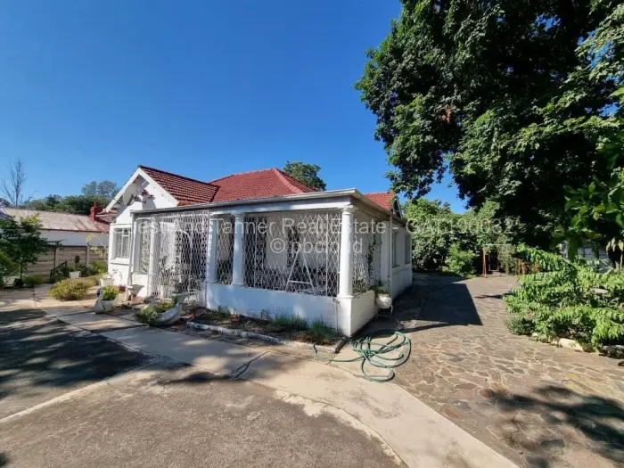 Townhouse/Cluster for Sale in Bulawayo City Centre, Bulawayo