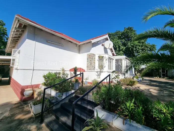 Townhouse/Cluster for Sale in Bulawayo City Centre, Bulawayo