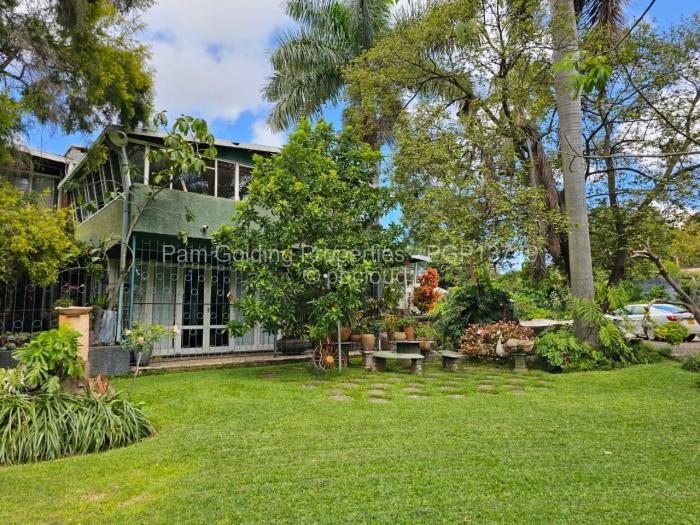 4 Bedroom House for Sale in Hillside Byo, Bulawayo