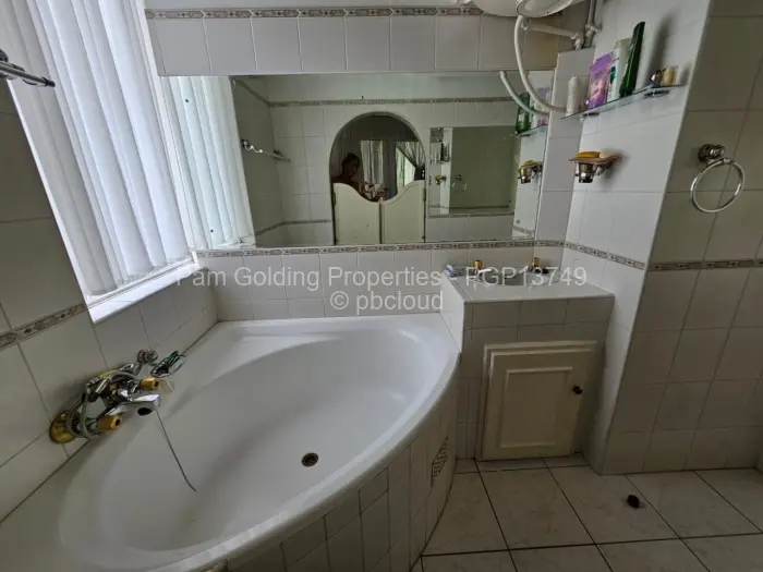 4 Bedroom House for Sale in Hillside Byo, Bulawayo