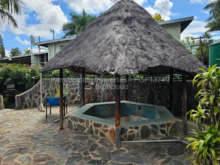 4 Bedroom House for Sale in Hillside Byo, Bulawayo