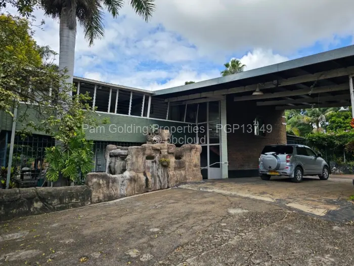 4 Bedroom House for Sale in Hillside Byo, Bulawayo