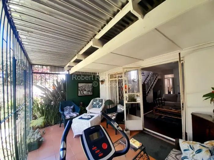 Flat/Apartment to Rent in Avondale