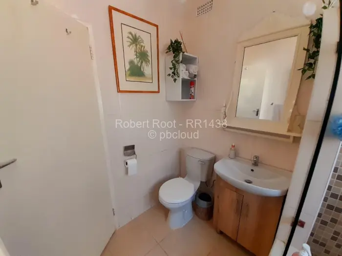 Flat/Apartment to Rent in Avondale