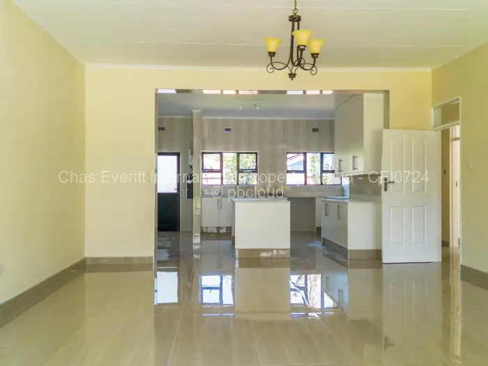Townhouse/Cluster to Rent in Hillside Byo, Bulawayo