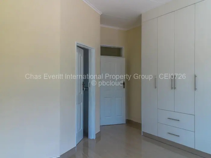 Townhouse/Cluster to Rent in Hillside Byo, Bulawayo