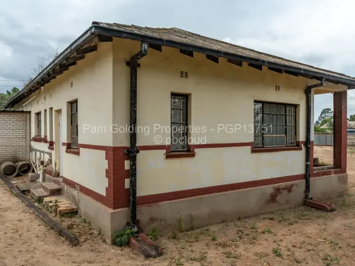 3 Bedroom House for Sale in Waterfalls, Harare