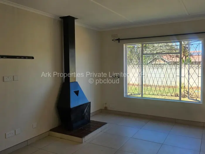 3 Bedroom House to Rent in Westgate, Harare