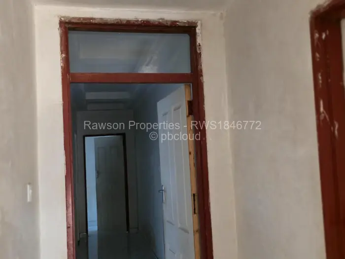 4 Bedroom House for Sale in Madokero Estates, Harare