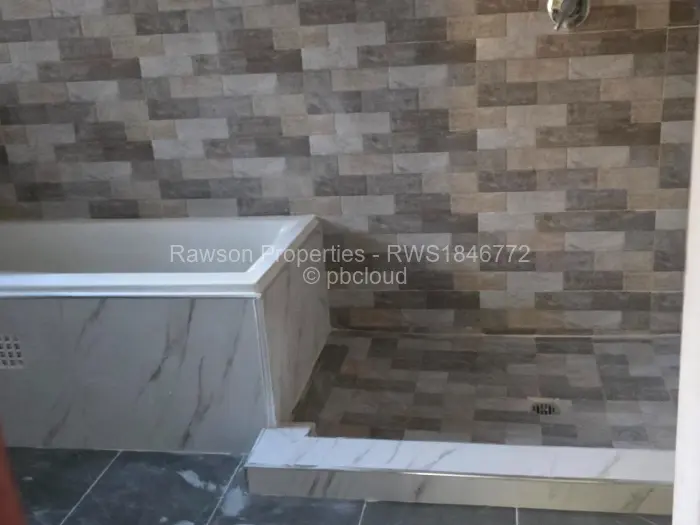 4 Bedroom House for Sale in Madokero Estates, Harare