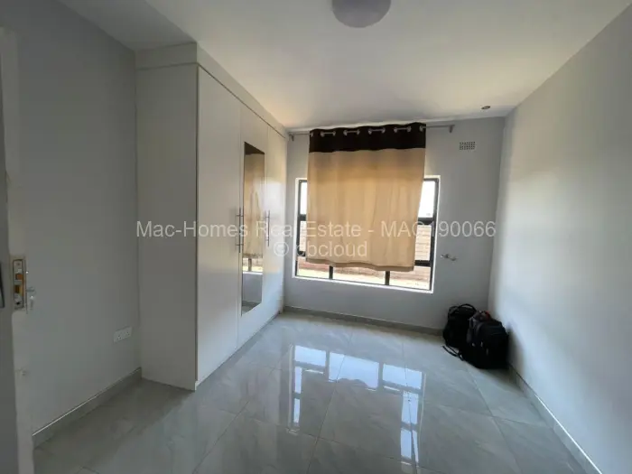 6 Bedroom House for Sale in Mount Pleasant, Harare