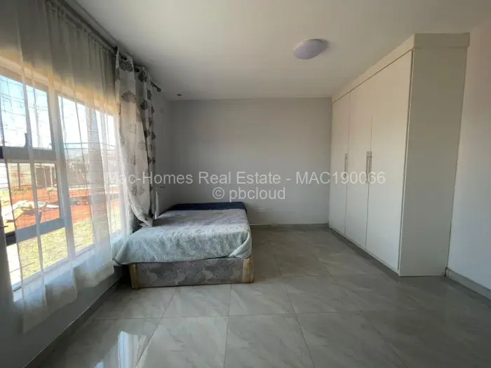 6 Bedroom House for Sale in Mount Pleasant, Harare