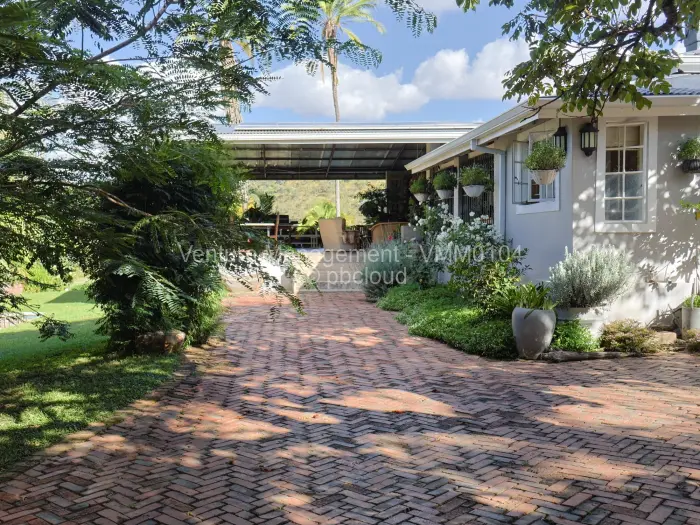 5 Bedroom House for Sale in Umwinsidale, Harare