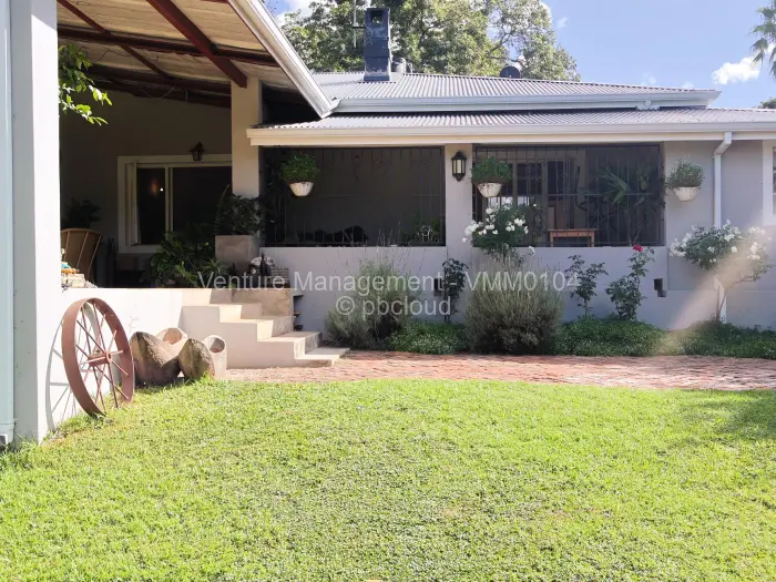 5 Bedroom House for Sale in Umwinsidale, Harare