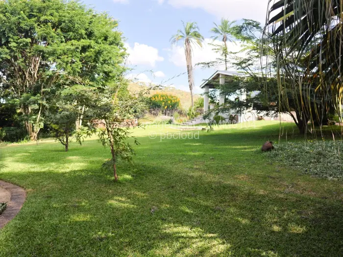 5 Bedroom House for Sale in Umwinsidale, Harare