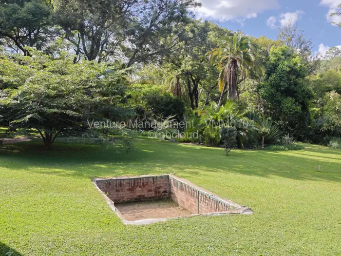 5 Bedroom House for Sale in Umwinsidale, Harare