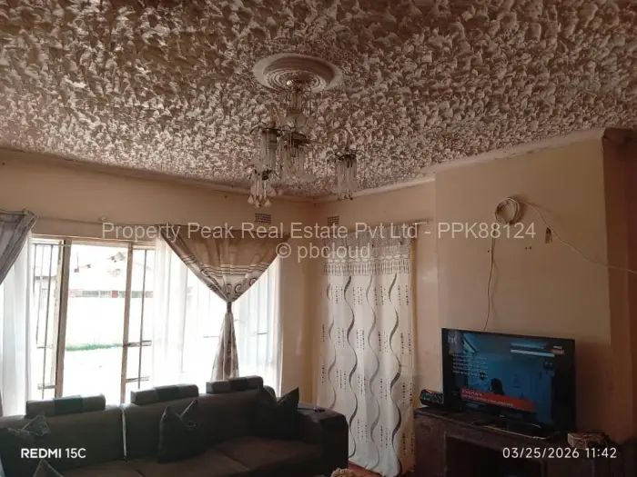 3 Bedroom House for Sale in Chitungwiza, Chitungwiza