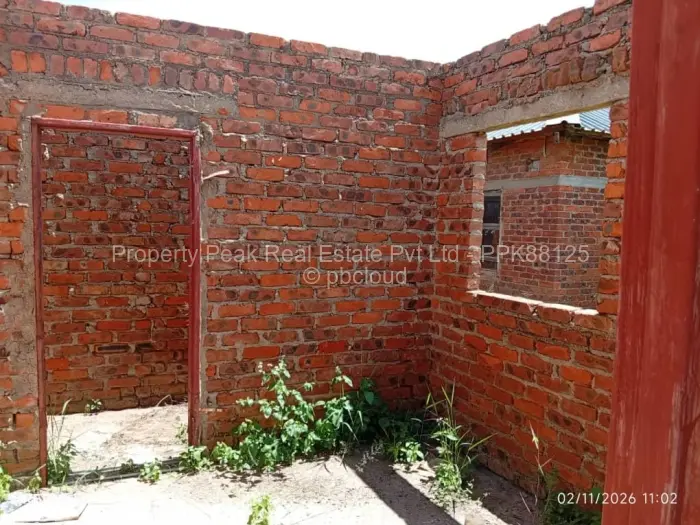 4 Bedroom House for Sale in Dzivarasekwa, Harare