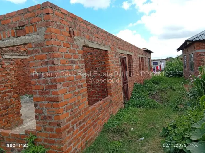4 Bedroom House for Sale in Dzivarasekwa, Harare