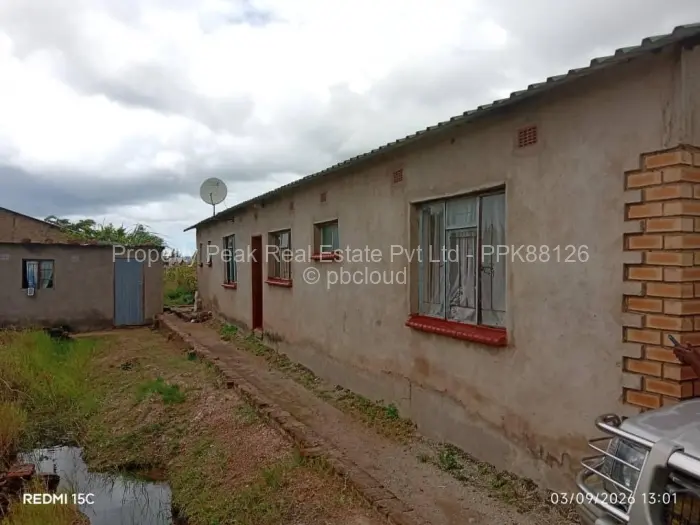 5 Bedroom House for Sale in Chegutu, Chegutu