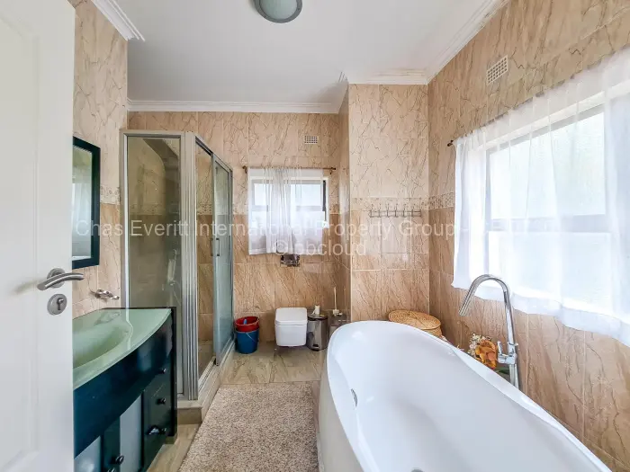 4 Bedroom House for Sale in Borrowdale, Harare