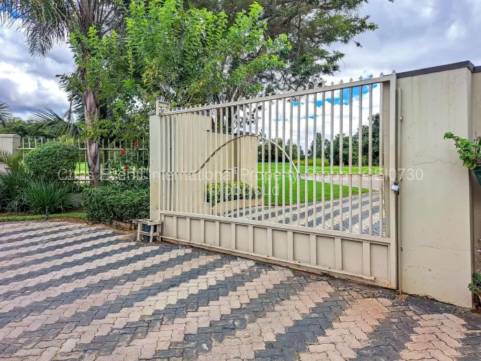 4 Bedroom House for Sale in Borrowdale, Harare