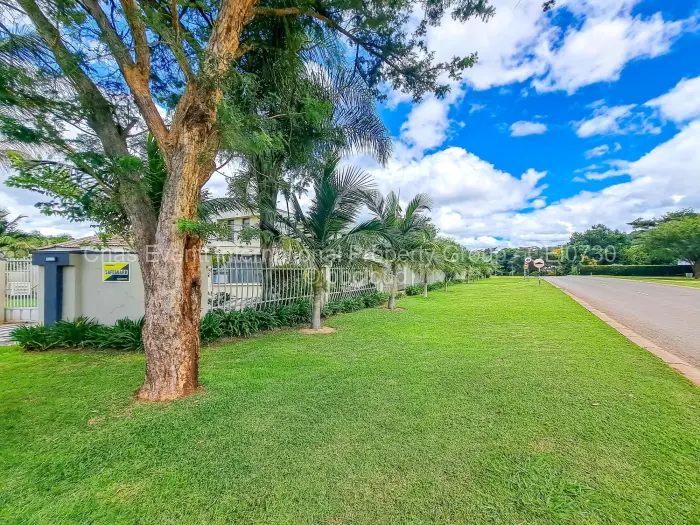 4 Bedroom House for Sale in Borrowdale, Harare