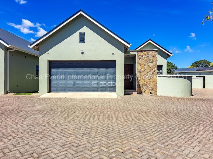 Townhouse/Cluster to Rent in Borrowdale West, Harare