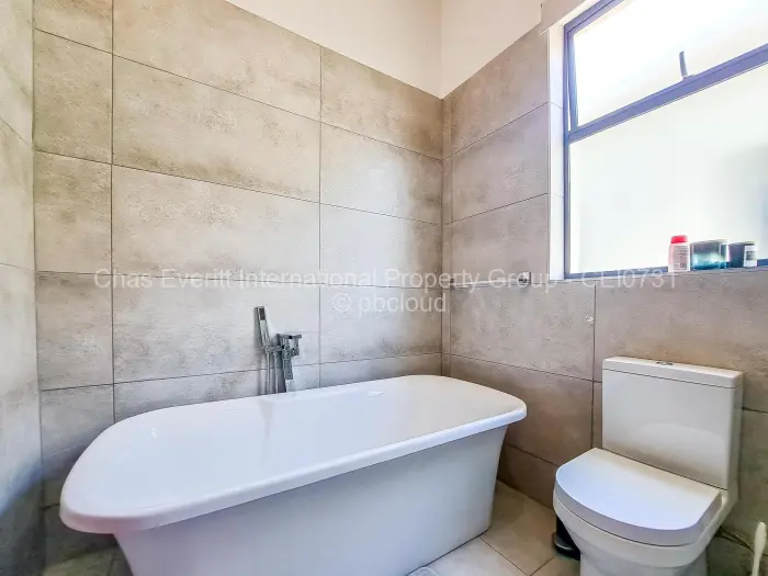 Townhouse/Cluster to Rent in Borrowdale West