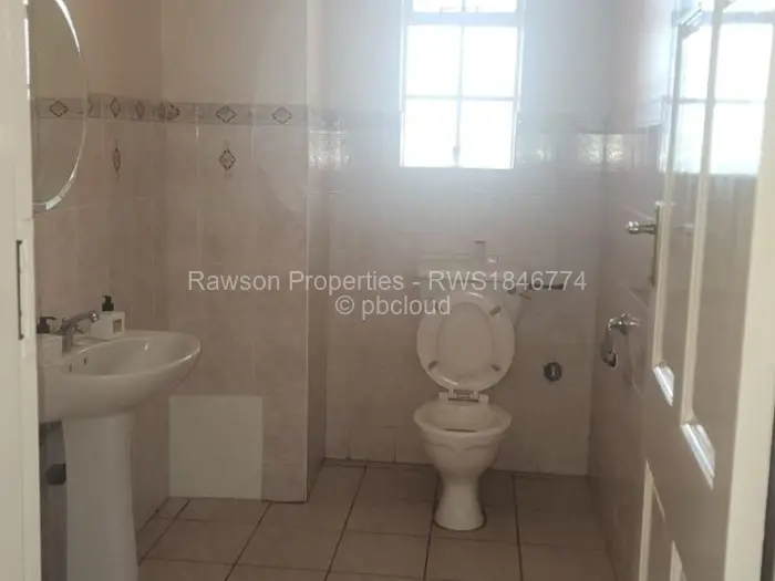 5 Bedroom House for Sale in Glen Lorne, Harare