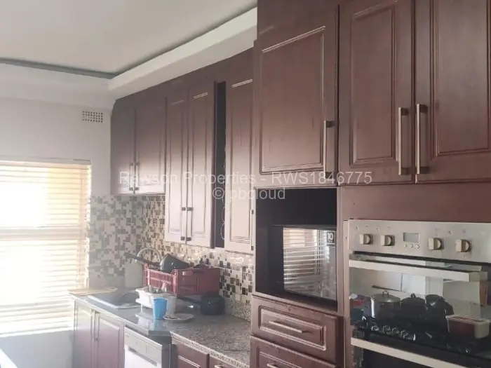 5 Bedroom House for Sale in Mount Pleasant Heights, Harare