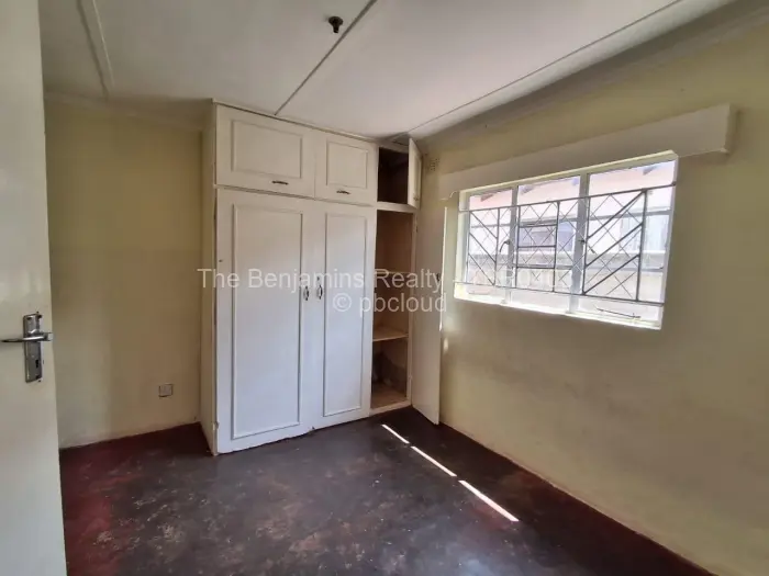 4 Bedroom House for Sale in Budiriro, Harare