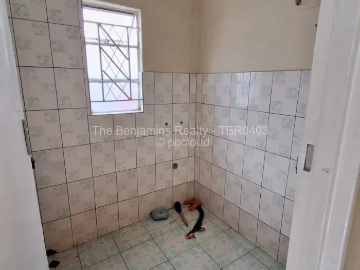 4 Bedroom House for Sale in Budiriro, Harare