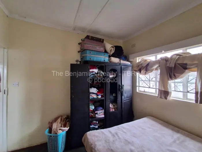 4 Bedroom House for Sale in Budiriro, Harare