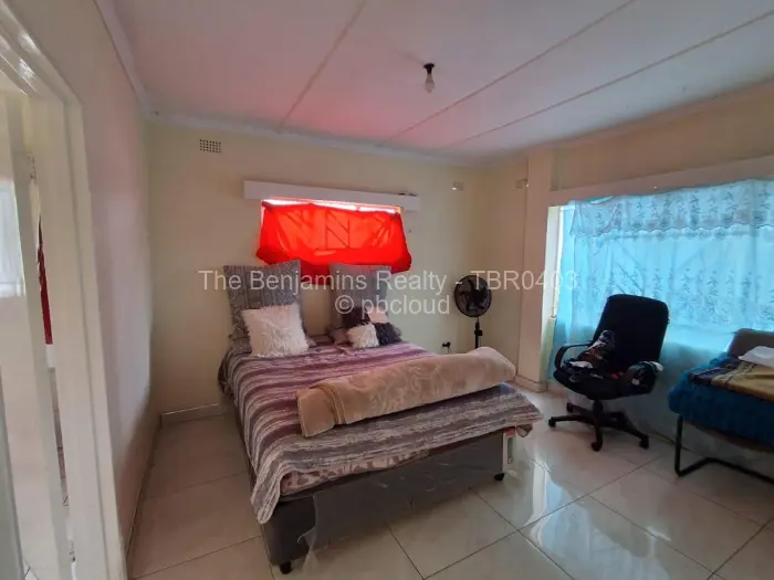 4 Bedroom House for Sale in Budiriro, Harare