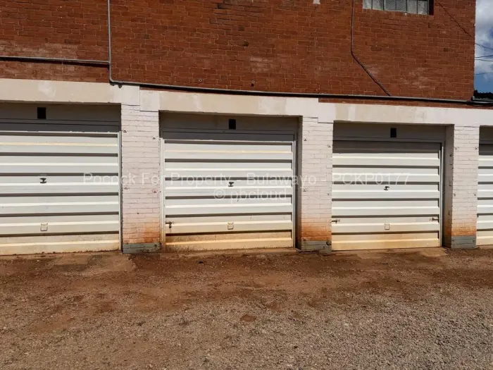 Flat/Apartment for Sale in Suburbs, Bulawayo