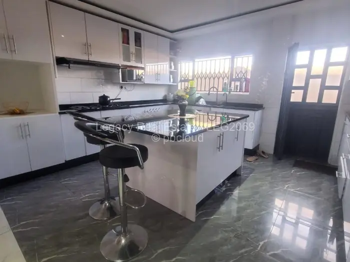 4 Bedroom House for Sale in Dzivarasekwa, Harare