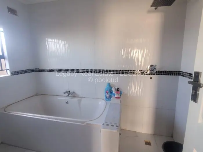 4 Bedroom House for Sale in Dzivarasekwa, Harare