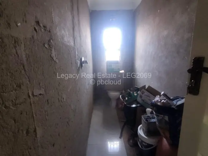 4 Bedroom House for Sale in Dzivarasekwa, Harare