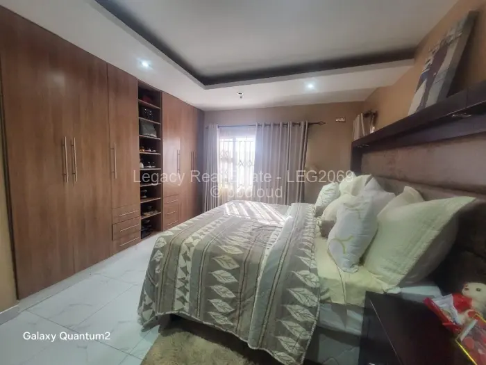 4 Bedroom House for Sale in Dzivarasekwa, Harare