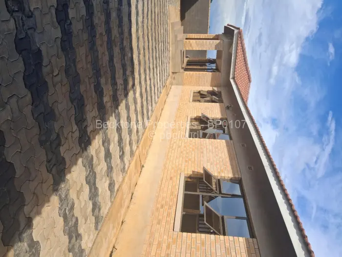 4 Bedroom House to Rent in Mahatshula, Bulawayo