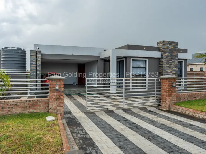 3 Bedroom House for Sale in Arlington, Harare