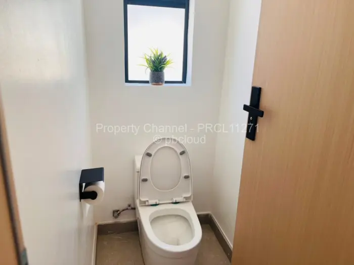 Flat/Apartment to Rent in Strathaven, Harare