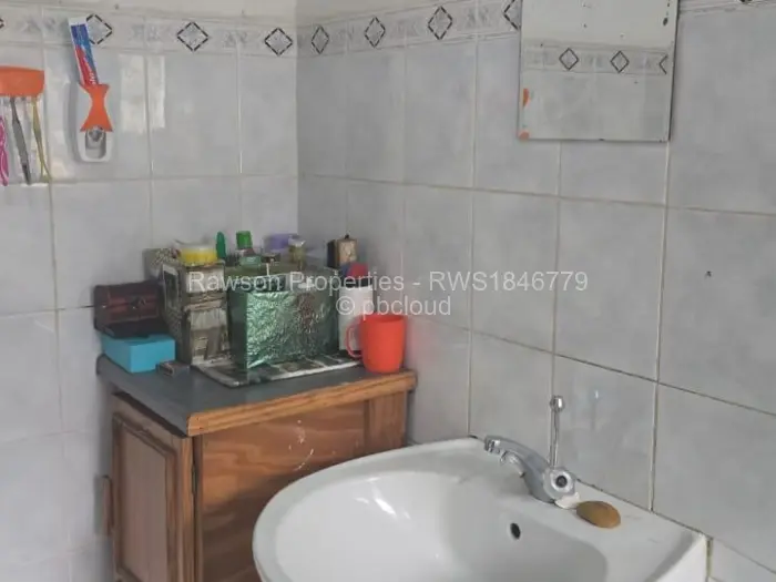 4 Bedroom House for Sale in Glen Lorne, Harare