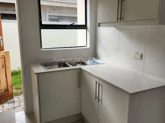 Townhouse/Cluster for Sale in Mabvazuva Estates, Ruwa