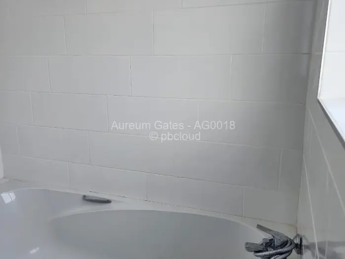 Townhouse/Cluster for Sale in Mabvazuva Estates, Ruwa