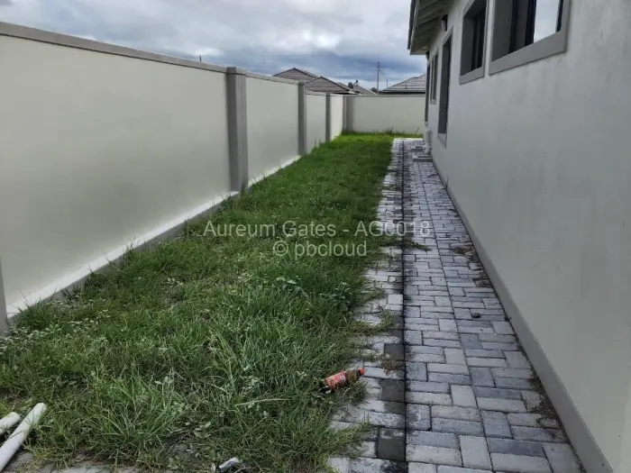 Townhouse/Cluster for Sale in Mabvazuva Estates, Ruwa